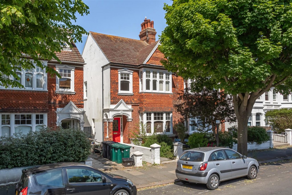 Rutland Gardens, Hove, 2 bedroom, Flat