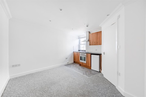 Seaside, Eastbourne - EAID:lextonsapi, BID:2