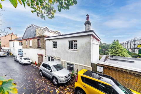 Cambridge Grove, Hove - EAID:lextonsapi, BID:4