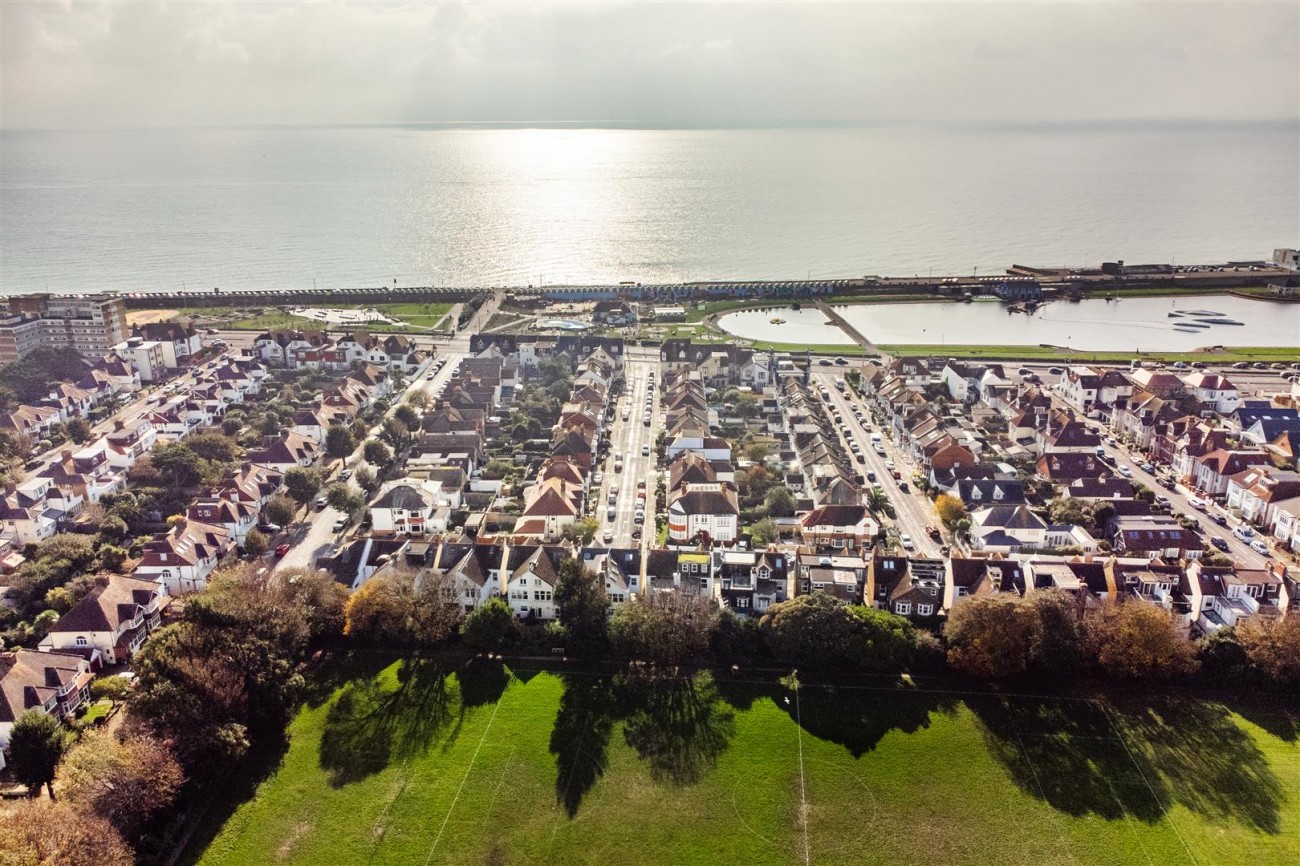 Images for Marine Avenue, Hove EAID:lextonsapi BID:2